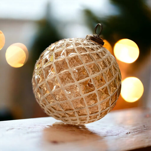 Spiraled Diamond Fronzen Glass 5" Ornament - Bratton's Uniques & Antiques